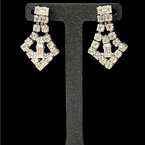 Dazzling Art Deco 50's Inspired Silver Colored Clear Stone Screw Back‎ Earrings